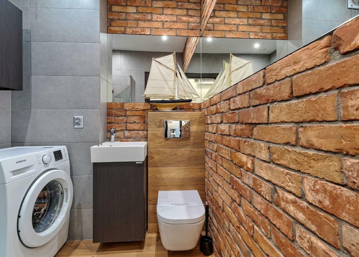 Mieszkanie Dorothy - Acco Rent กดัญสก์ ภายนอก รูปภาพ